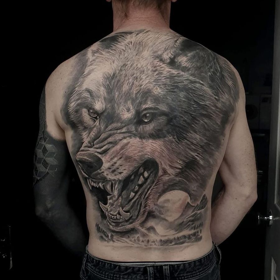 Realistic wolf back piece by Krissy, Treze Ink Coventry